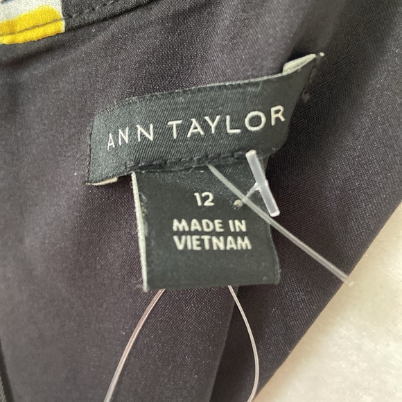 NWT Ann Taylor Floral Mock Neck Midi Flare Dress Floral Size 12 Black Yellow - Picture 10 of 15